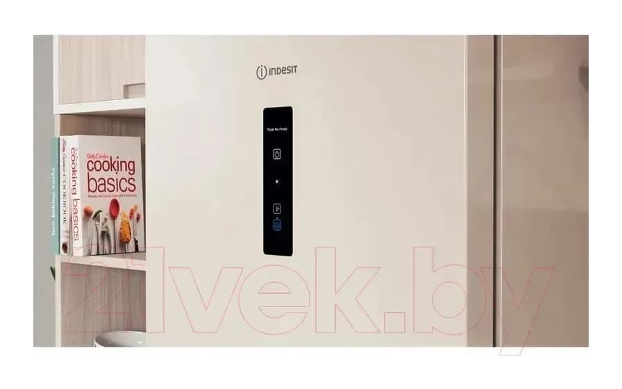 Холодильник с морозильником Indesit ITR 5180 E