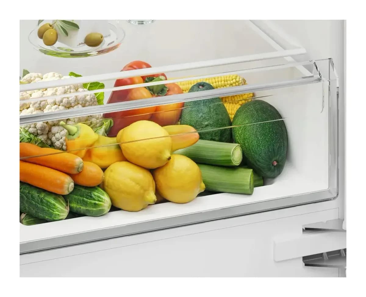Встраиваемый холодильник Electrolux ENS3SE18S