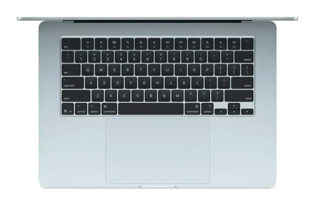 Ноутбук Apple MacBook Air 15" M4 2025 16GB/512GB / MC7C4 (Sky Blue)