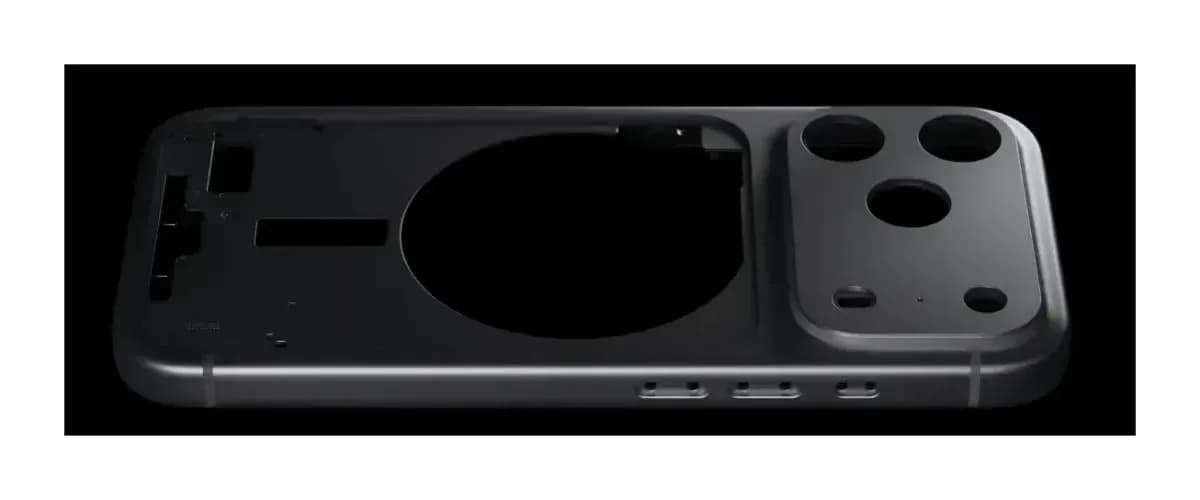 Смартфон Apple iPhone 17 Pro Max 512GB (космический оранжевый)