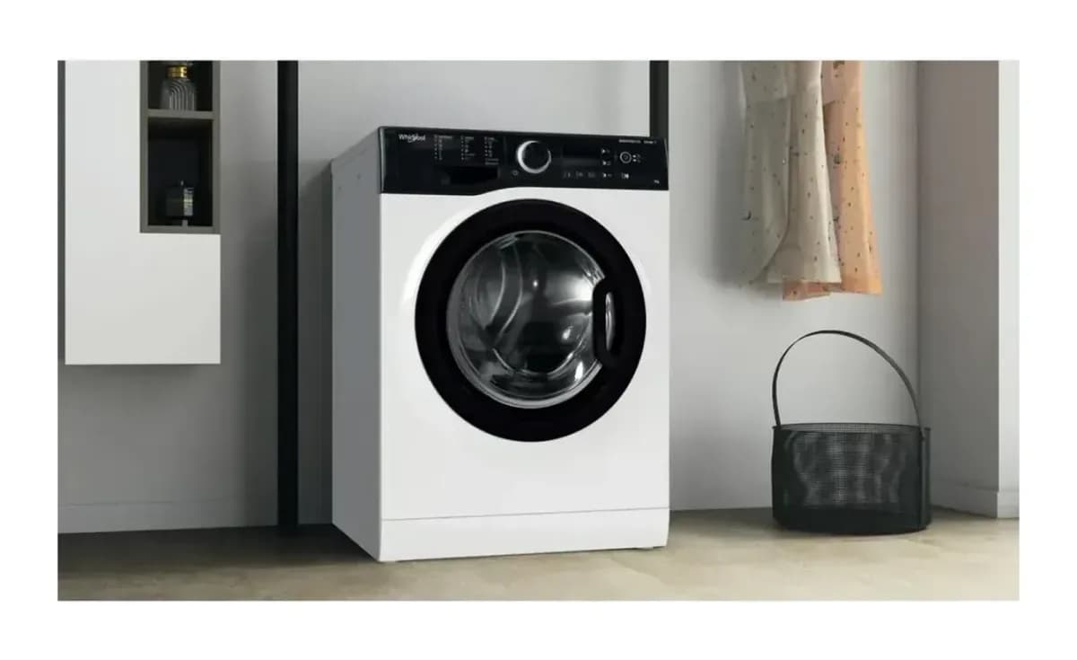 Стиральная машина Whirlpool WRSB 7238 BB EU