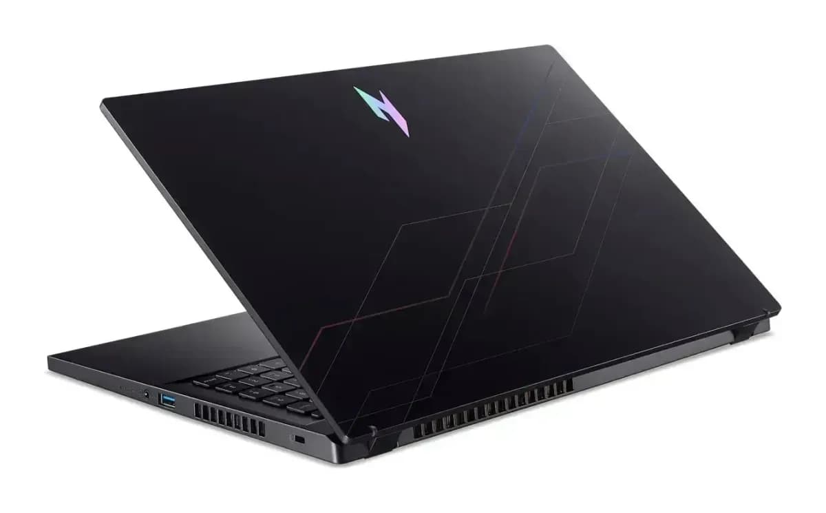 Игровой ноутбук Acer Nitro V 15 без ОС (NH.QZ8ER.001)