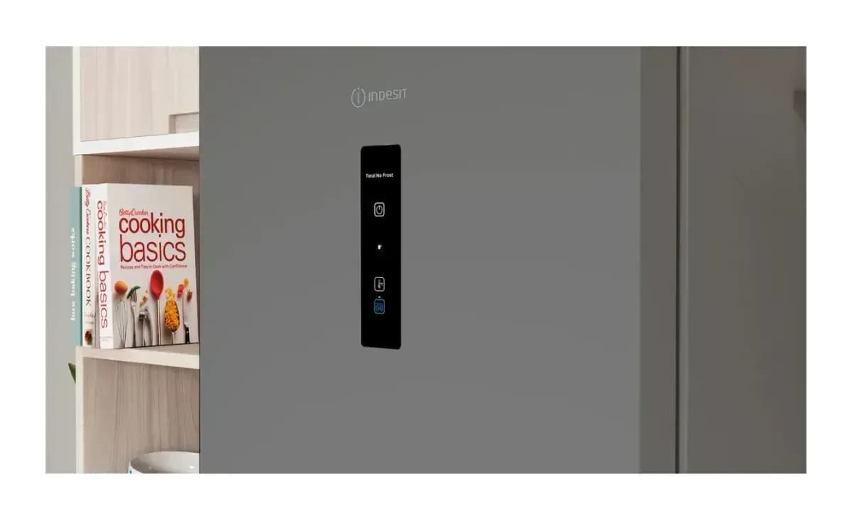Холодильник с морозильником Indesit ITS 5180 G