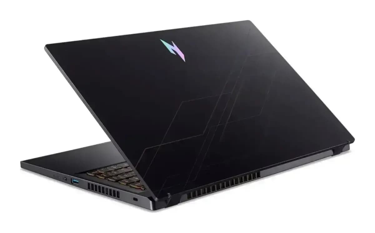 Игровой ноутбук Acer Nitro V15 ANV15-52-74Y5 (NH.QZ9SA.009) Windows 11 Home