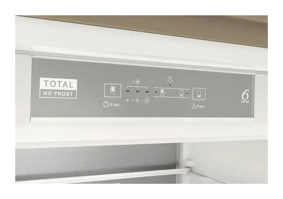 Встраиваемый холодильник Whirlpool WH SP70 T121